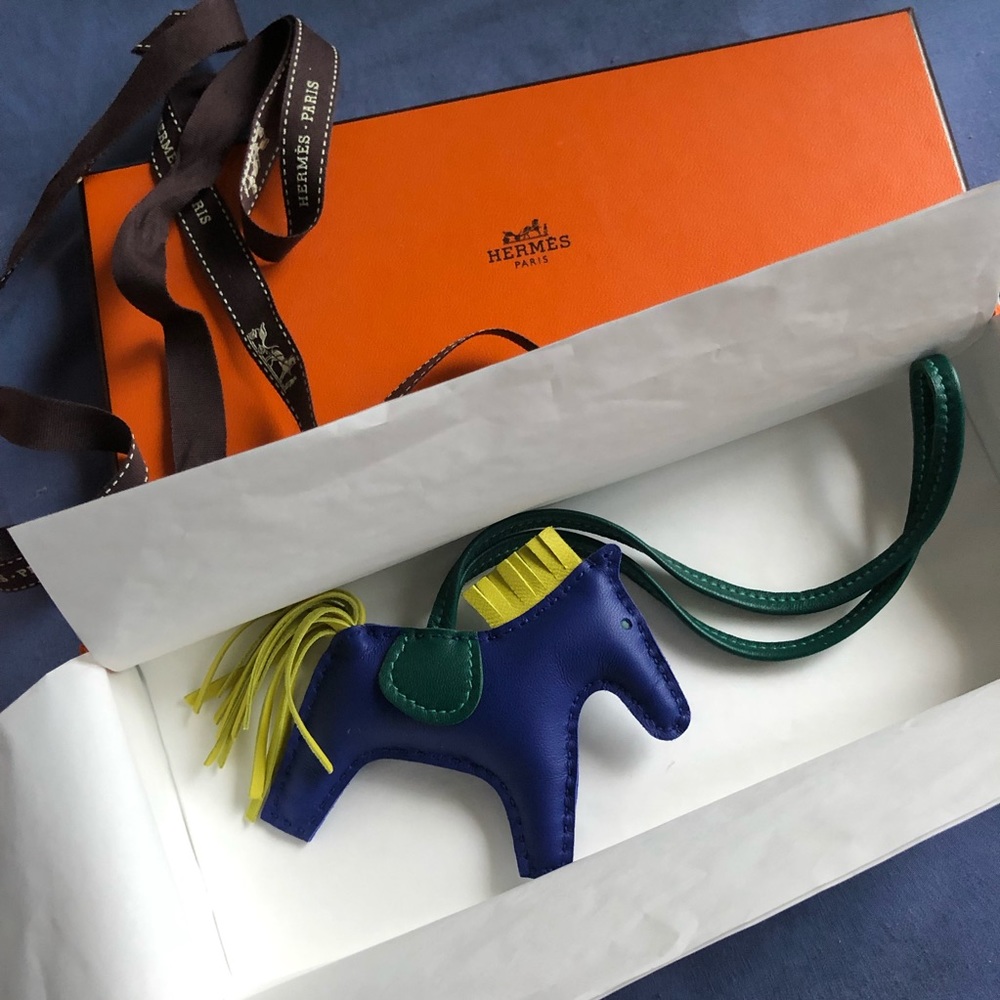 NWOT Rare Hermès GriGri Rodeo PM Tricolor Charm